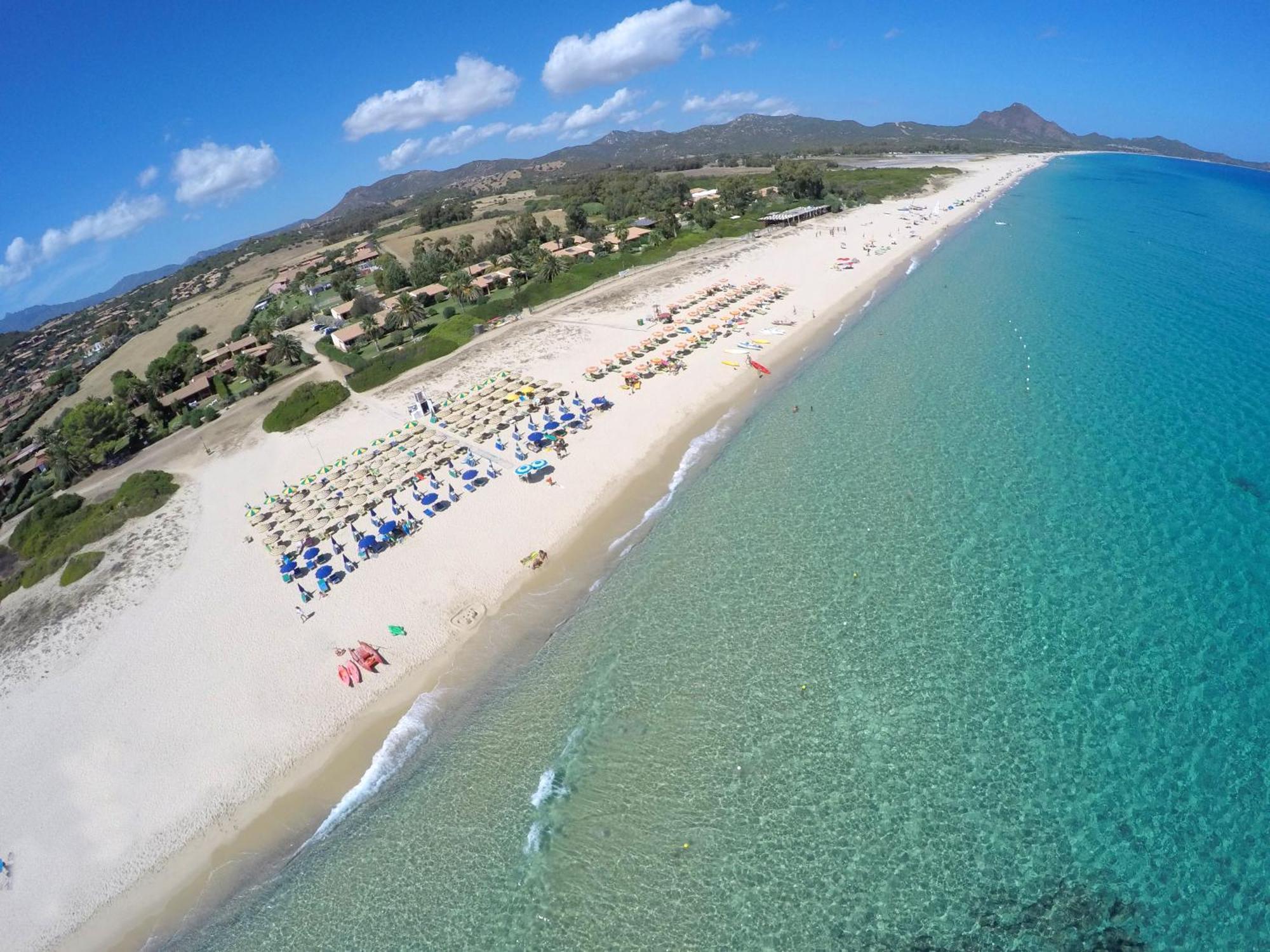 Rey Beach Club Monte Nai Exterior photo